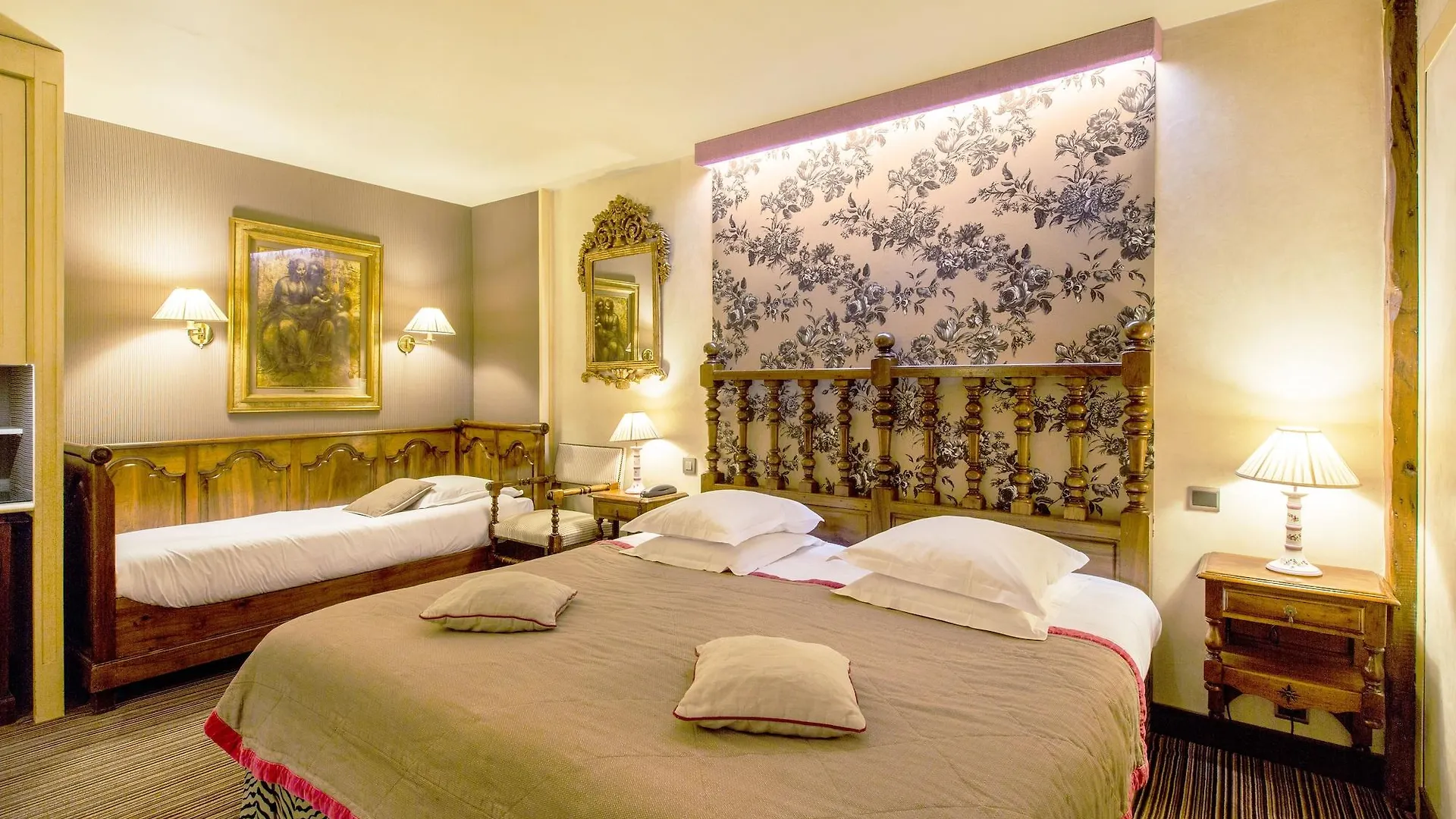 Western Left Bank St Germain Hotel
